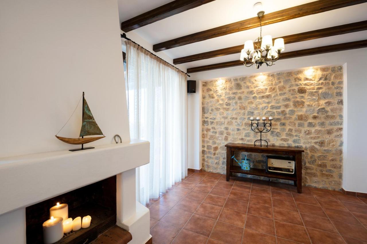 Ferienhaus Salamina *